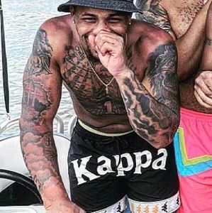 Meet your Posher, Tyrone